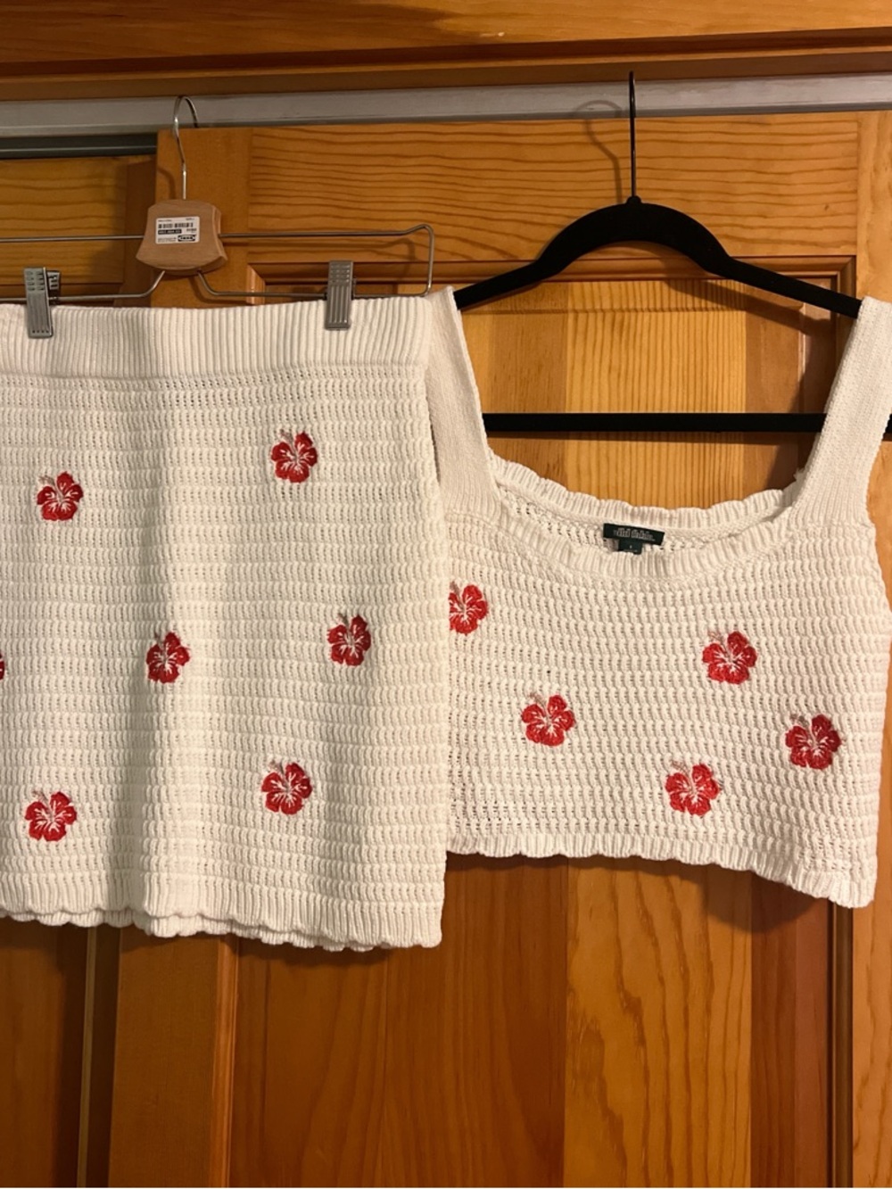 wild fable white crochet matching set with red floral pattern